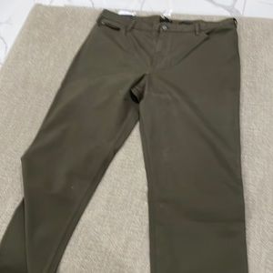 Banana Republic  Vintage green mens pants . size 42x34